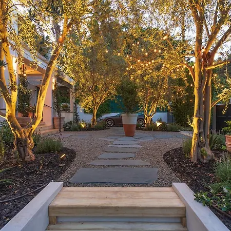 Runyon Canyon Botanical Oasis Villa